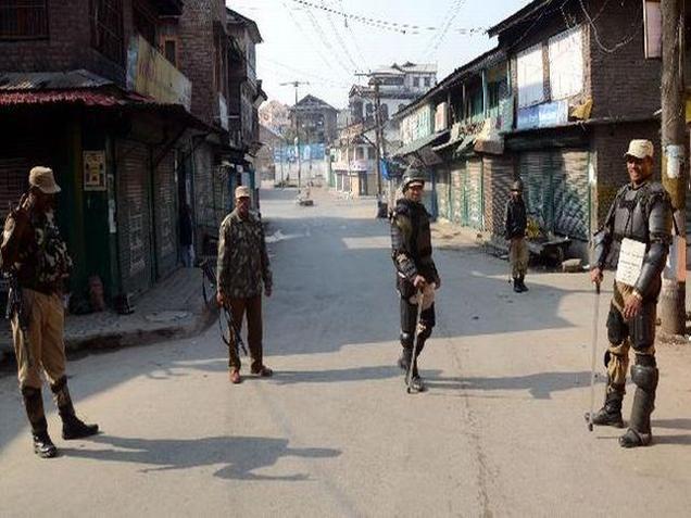 curfewcontinueinkashmir